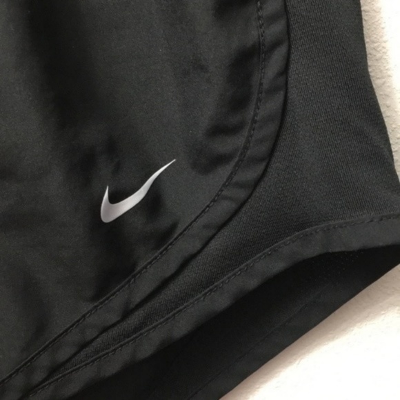 Nike Solid Black Tempo Running Shorts XS - Picture 6 of 6